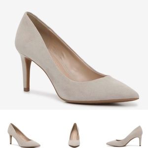 NEW IN BOX: Kelly and Katie Nude Misha Pumps (Size 7)